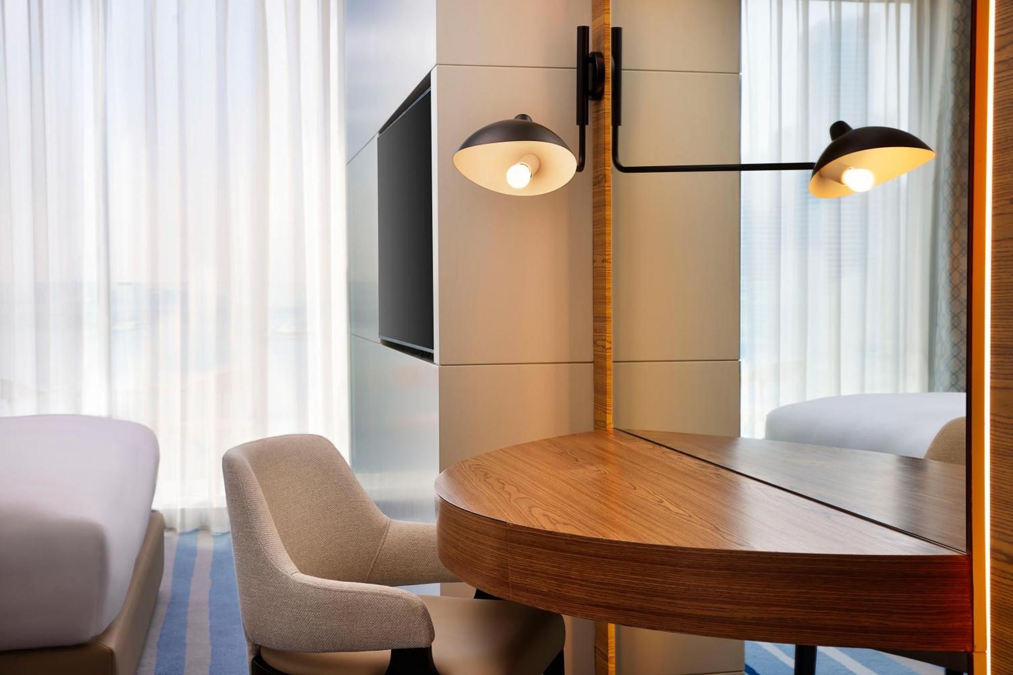 Tumbi West Palm Beach Hotel Dubai,Tapestry Collection Hilton Eksteriør billede