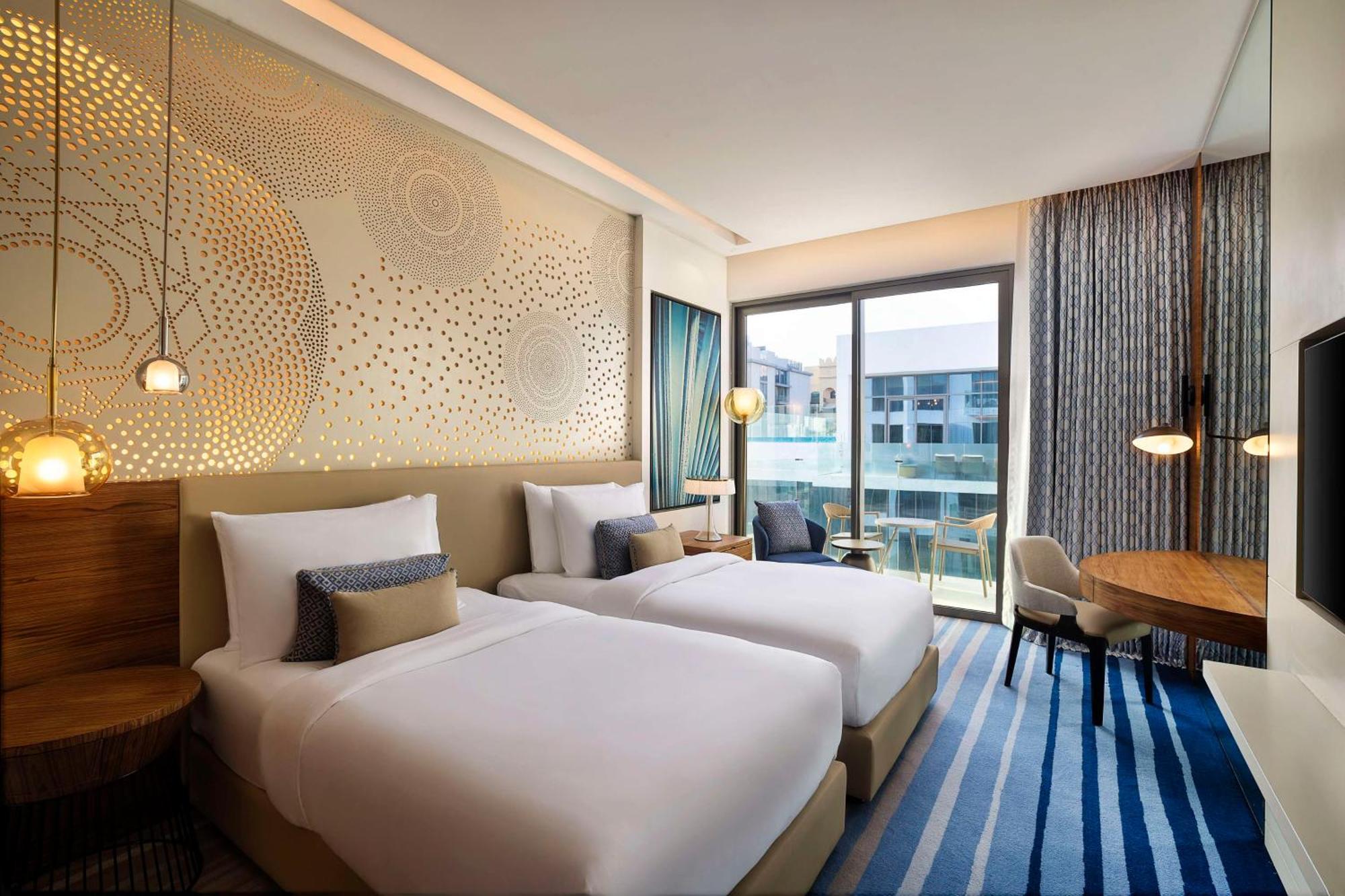 Tumbi West Palm Beach Hotel Dubai,Tapestry Collection Hilton Eksteriør billede