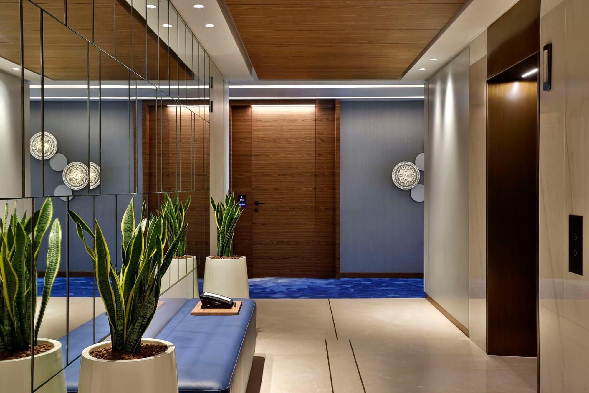 Tumbi West Palm Beach Hotel Dubai,Tapestry Collection Hilton Eksteriør billede